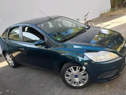 Grün Gebraucht 2008 Ford Focus Limousine | 600 €