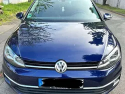 Blau Gebraucht 2018 VW Golf VII Sound Kleinwagen | 11.300 € (Guter Preis)