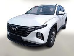 Weiss Gebraucht 2022 Hyundai Tucson Pure SUV | 23.988 € (Fairer Preis)