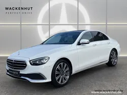 Weiss Gebraucht 2021 Mercedes E300 Exclusive Limousine | 43.900 €