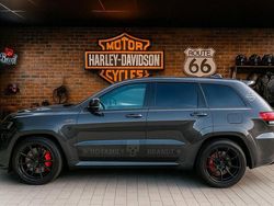 Grau Gebraucht 2017 Jeep Grand Cherokee SRT SUV | 63.500 €