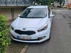 Weiß Gebraucht 2013 Kia Ceed Kombi | 5.900 € (Guter Preis)