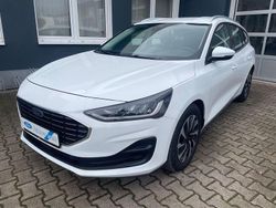 Weiß Gebraucht 2022 Ford Focus Titanium Kombi | 21.199 € (Guter Preis)