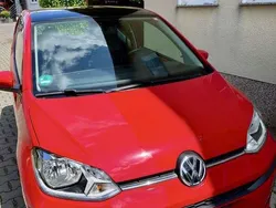 Rot Gebraucht 2018 VW up! move up! Kleinwagen | 7.900 € (Guter Preis)