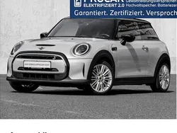 Silber Gebraucht 2022 Mini Cooper SE Classic Kleinwagen | 17.900 € (Guter Preis)