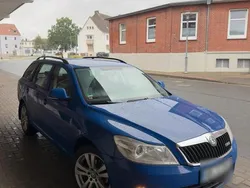 Blau Gebraucht 2009 Skoda Octavia Kombi | 5.800 €