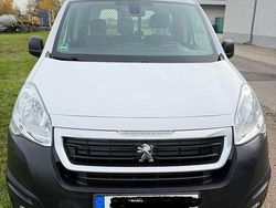Weiß Gebraucht 2015 Peugeot Partner S Van | 8.299 € (Fairer Preis)