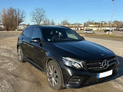 Schwarz Gebraucht 2017 Mercedes GLC350 AMG line SUV | 22.900 € (Fairer Preis)
