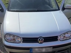 Silber Gebraucht 2001 VW Golf IV Kleinwagen | 1.750 € (Fairer Preis)
