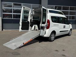 Colore esterno (weiß) Gebraucht 2021 Fiat Doblò Van / Kleinbus | 17.950 €
