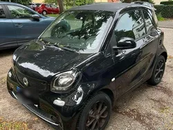 Schwarz Gebraucht 2016 Smart ForTwo Coupé Coupé | 8.333 € (Fairer Preis)