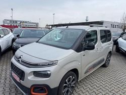 Grau Gebraucht 2023 Citroën Berlingo XTR Van / Kleinbus | 21.900 € (Superpreis)