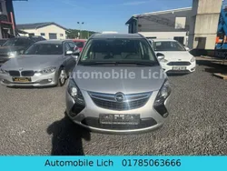 Silber Gebraucht 2013 Opel Zafira Tourer Innovation Van / Kleinbus | 3.299 € (Guter Preis)