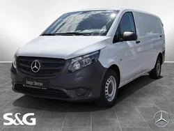 Arktikweiß Gebraucht 2023 Mercedes Vito Van / Kleinbus | 30.821 € (Guter Preis)