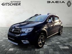 Kometengrau Gebraucht 2020 Dacia Sandero Prestige Limousine | 11.700 € (Fairer Preis)