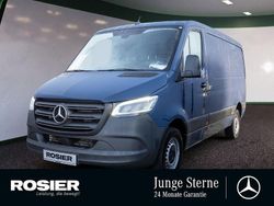 Blau / stahlblau Gebraucht 2024 Mercedes Sprinter Van | 37.902 € (Fairer Preis)