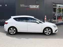 Weiß Gebraucht 2017 Seat Leon FR Limousine | 19.480 € (Teuer)