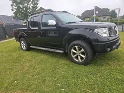 Schwarz Gebraucht 2008 Nissan Navara Abholung | 4.750 € (Guter Preis)