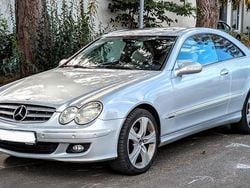 Silber Gebraucht 2007 Mercedes CLK220 Elegance Coupé | 3.880 € (Superpreis)
