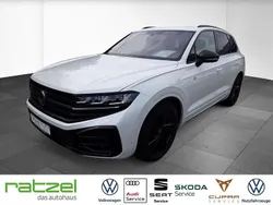 Oryxweiß perlmutteffekt Gebraucht 2025 VW Touareg IQ Drive SUV | 82.949 €