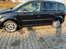 Schwarz Gebraucht 2011 VW Touran Van / Kleinbus | 6.500 €