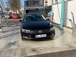 Schwarz Gebraucht 2016 VW Passat Kombi | 16.590 € (Fairer Preis)