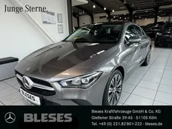 Andere farbe Gebraucht 2022 Mercedes CLA250 Progressive Limousine | 35.880 € (Guter Preis)