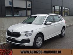 Candyweiss Neu 2025 Skoda Kamiq Selection SUV | 22.990 € (Guter Preis)