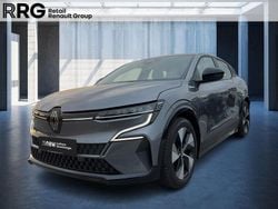 Grau Gebraucht 2022 Renault Megane E-Tech Equilibre Limousine | 17.990 € (Guter Preis)