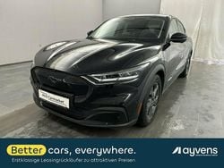 Iridium schwarz mica Gebraucht 2021 Ford Mustang Mach-E SUV | 25.980 € (Superpreis)