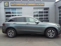 Grau Gebraucht 2019 Mercedes GLC200 SUV | 29.900 € (Etwas zu teuer)