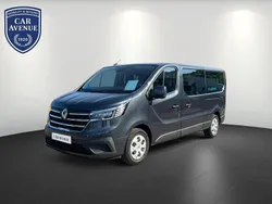 Grau (kometengrau (grau)) Gebraucht 2023 Renault Trafic Van | 39.950 € (Fairer Preis)