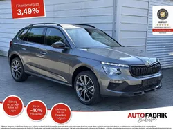 Graphitegrau metallic Neu 2025 Skoda Kamiq Sport SUV | 27.590 € (Superpreis)