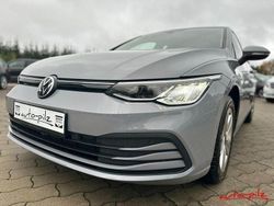 Grau Gebraucht 2021 VW Golf VIII Life Limousine | 20.790 € (Fairer Preis)