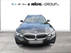 Metallic Gebraucht 2022 BMW 330 M Sport Kombi | 36.550 € (Fairer Preis)