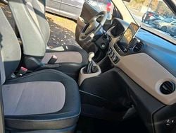 Silber Gebraucht 2014 Hyundai i10 Intro Edition Kleinwagen | 5.800 € (Guter Preis)