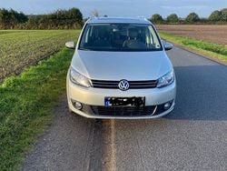 Silber Gebraucht 2009 VW Touran Van / Kleinbus | 7.700 € (Teuer)