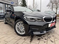 Schwarz Gebraucht 2022 BMW 320 Sport Line Limousine | 29.999 € (Guter Preis)