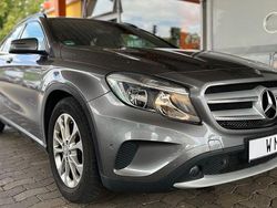 Grau Gebraucht 2014 Mercedes GLA200 SUV | 13.499 € (Guter Preis)