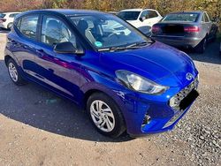 Blau Gebraucht 2022 Hyundai i10 Trend Kleinwagen | 13.499 € (Fairer Preis)