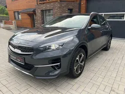 Grau Gebraucht 2021 Kia XCeed Vision SUV | 18.990 € (Fairer Preis)