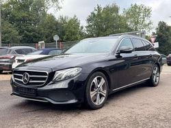 Schwarz/baltic black Gebraucht 2019 Mercedes E350 Kombi | 20.990 € (Guter Preis)