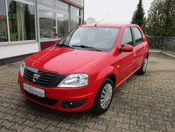 Rot Gebraucht 2009 Dacia Logan Lauréate Limousine | 3.990 € (Teuer)