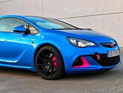 Blau Gebraucht 2015 Opel Astra OPC Coupé | 14.800 € (Etwas zu teuer)