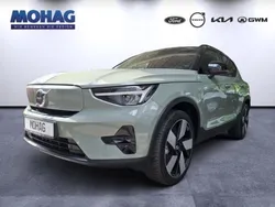 Gruen Gebraucht 2022 Volvo XC40 Ultimate SUV | 36.390 € (Fairer Preis)