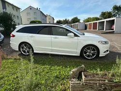 Weiß Gebraucht 2016 Ford Mondeo ST Kombi | 18.500 € (Teuer)