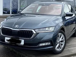 Grau Gebraucht 2020 Skoda Octavia Kombi | 26.000 € (Etwas zu teuer)