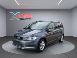 Grau Gebraucht 2016 VW Touran Comfortline Van / Kleinbus | 15.500 € (Fairer Preis)