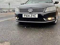 Schwarz Gebraucht 2014 VW Passat Edition Limousine | 9.600 € (Fairer Preis)