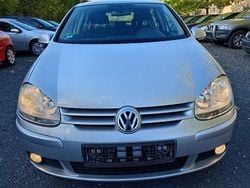 Silber Gebraucht 2006 VW Golf V Limousine | 950 € (Superpreis)